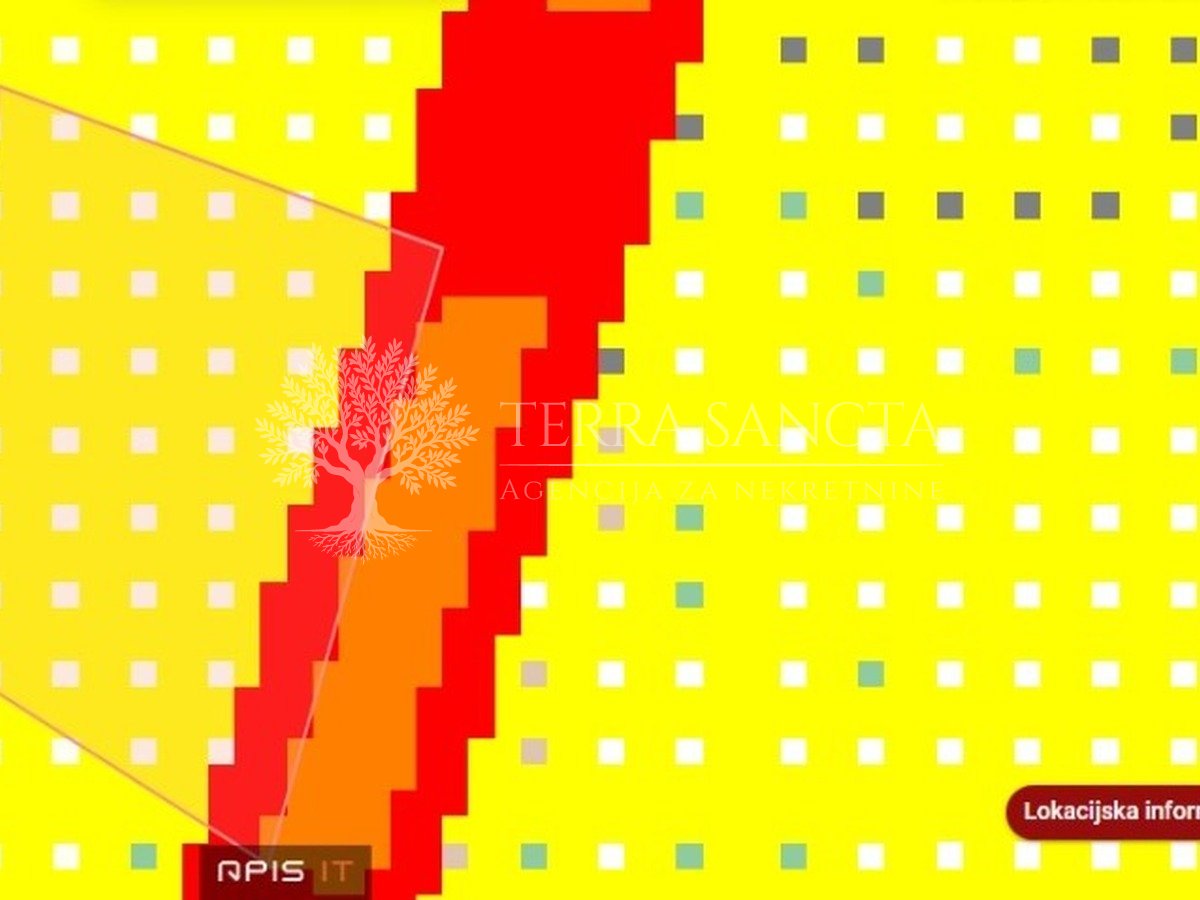 4.648